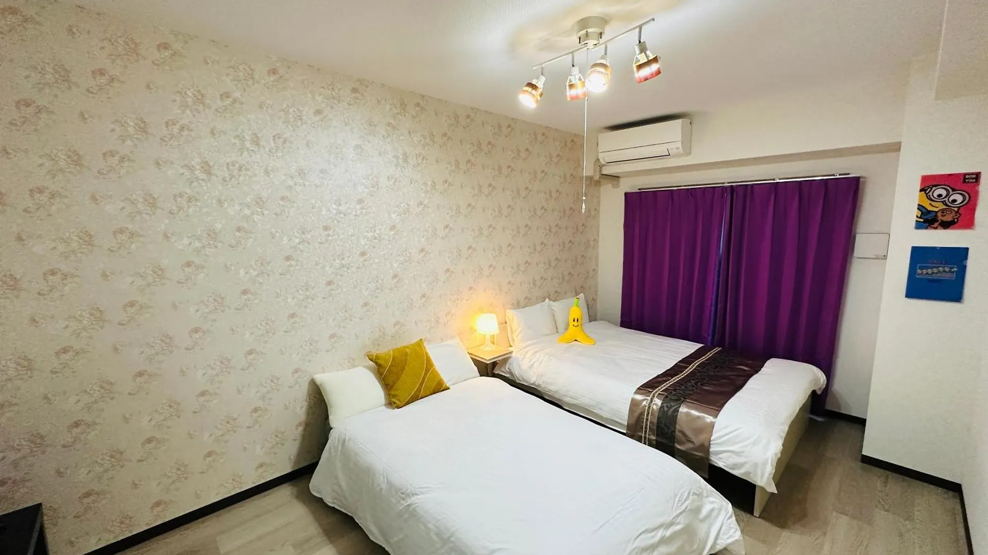 Apartment 1102黒門市場1分!道頓堀まで徒歩8分!心斎橋まで徒歩9分!関西空港とusj直行電車バスあり Osaka Japan