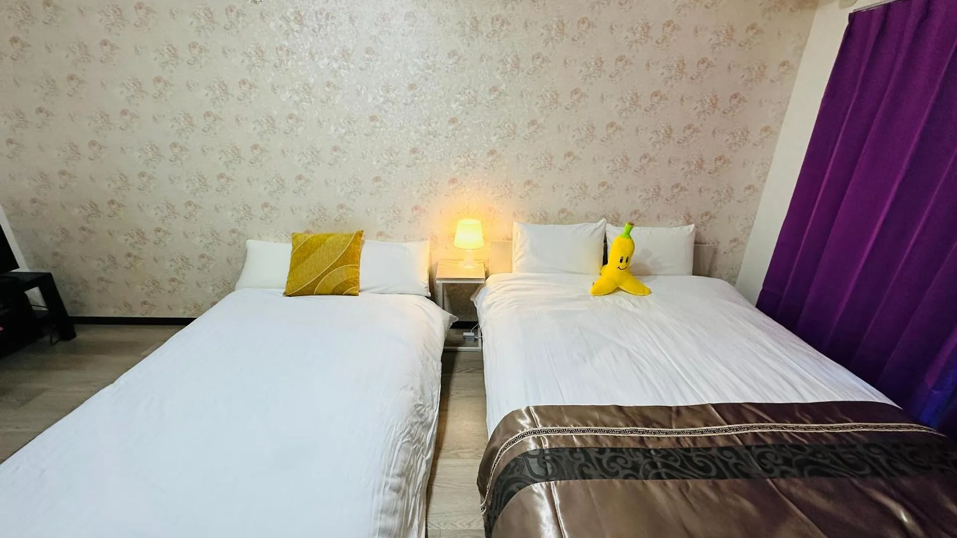 Apartment 1102黒門市場1分!道頓堀まで徒歩8分!心斎橋まで徒歩9分!関西空港とusj直行電車バスあり Osaka Japan